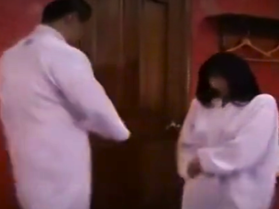 夫の借金返済の為に 体で返す巨乳妻 夫の為だったのだが感じてしまう変態妻